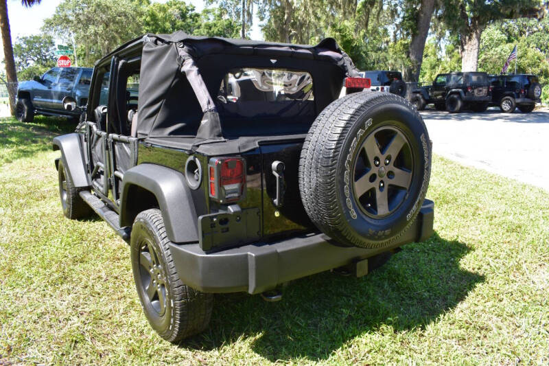 2015 Jeep Wrangler Unlimited Sport photo 35