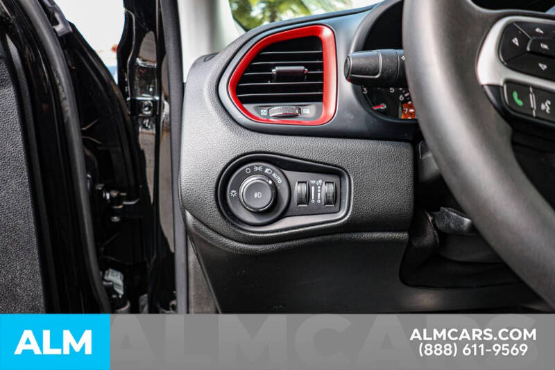 2023 Jeep Renegade Trailhawk