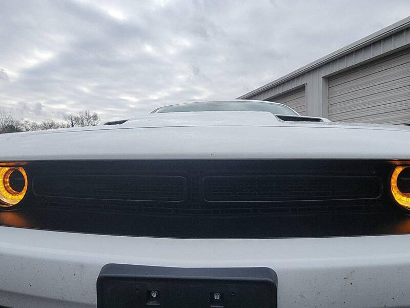 2021 Dodge Challenger SXT