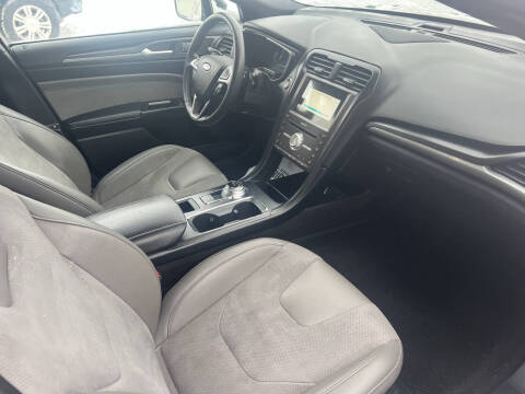 2017 Ford Fusion V6 Sport