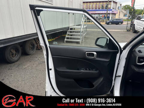 2021 Hyundai Venue SE