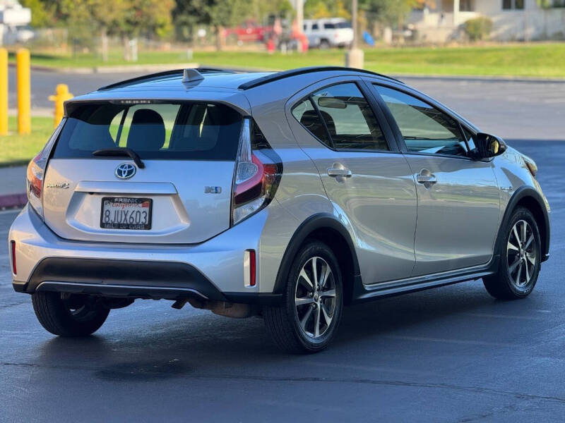 2019 Toyota Prius c L