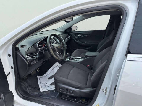 2017 Chevrolet Malibu LT