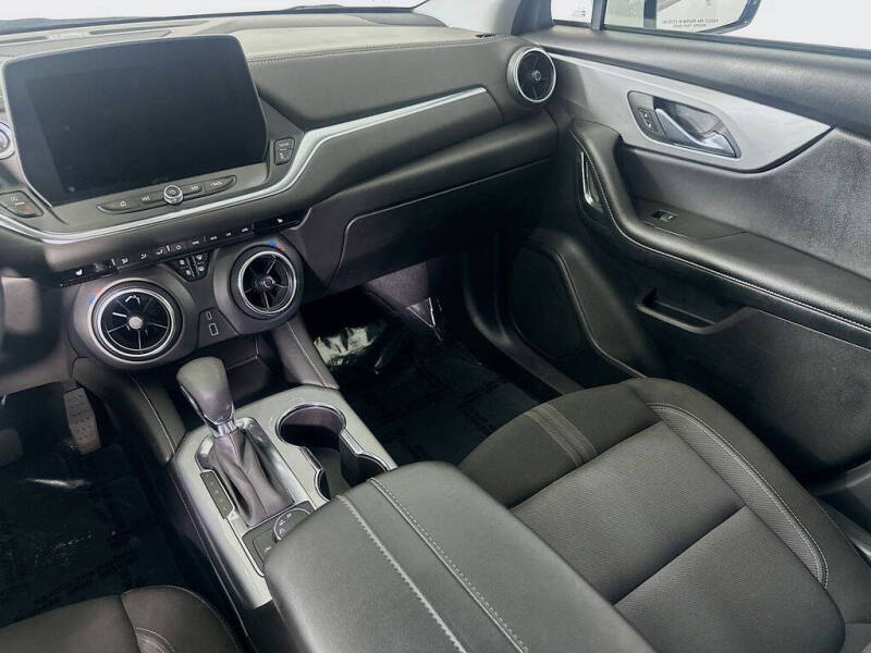 2024 Chevrolet Blazer LT