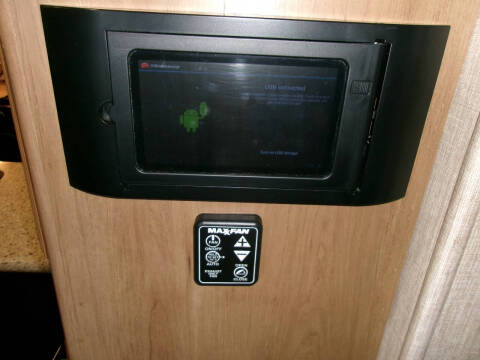 2015 Crossroads RV Cruiser 305RS