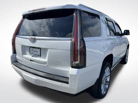 2019 Cadillac Escalade Platinum