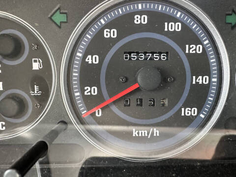 2000 Daihatsu Atrai 7