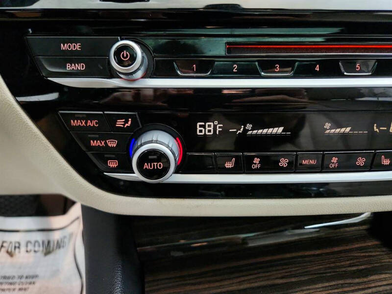 2019 BMW 5 Series 530i