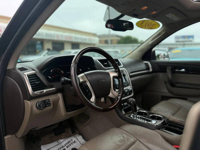 2013 GMC Acadia Denali