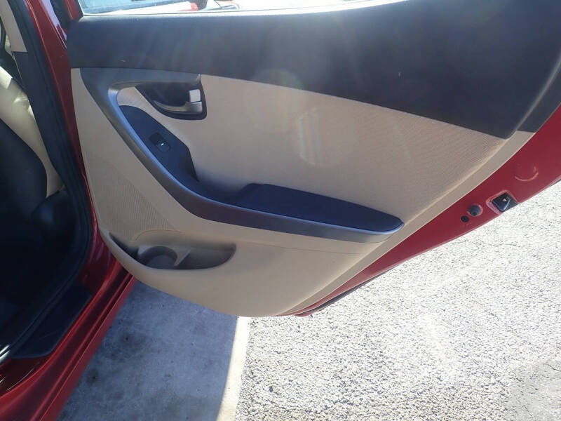 2012 Hyundai Elantra GLS