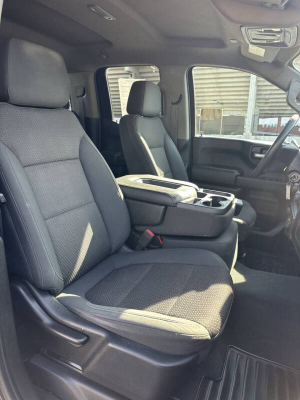 2019 Chevrolet Silverado 1500 Custom