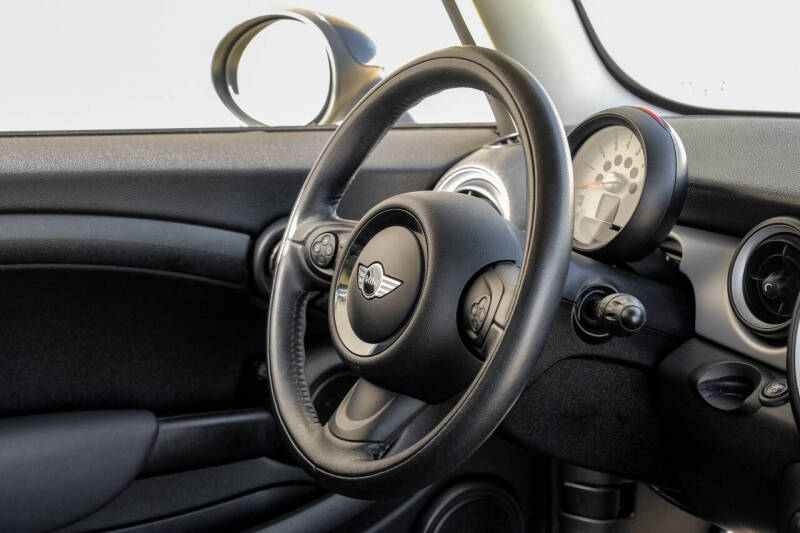 2013 MINI Hardtop Cooper
