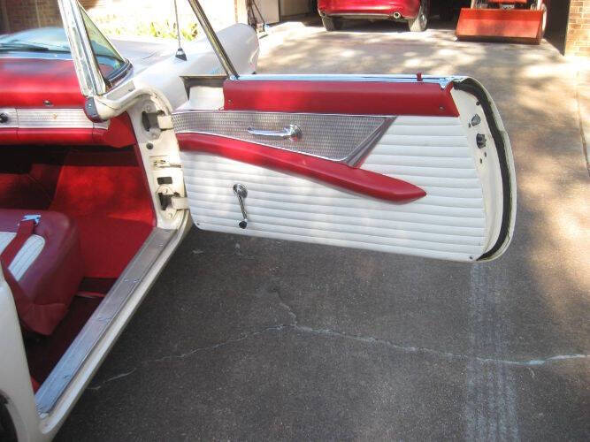 1955 Ford Thunderbird