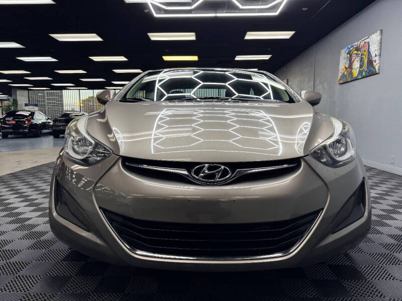 2014 Hyundai Elantra SE