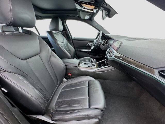 2022 BMW 3 Series 330i