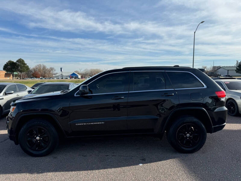 Jeep Grand Cherokee's photo