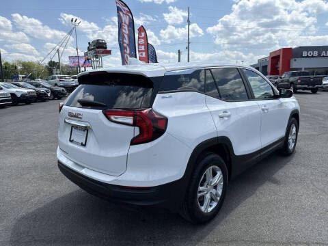 2024 GMC Terrain SLE