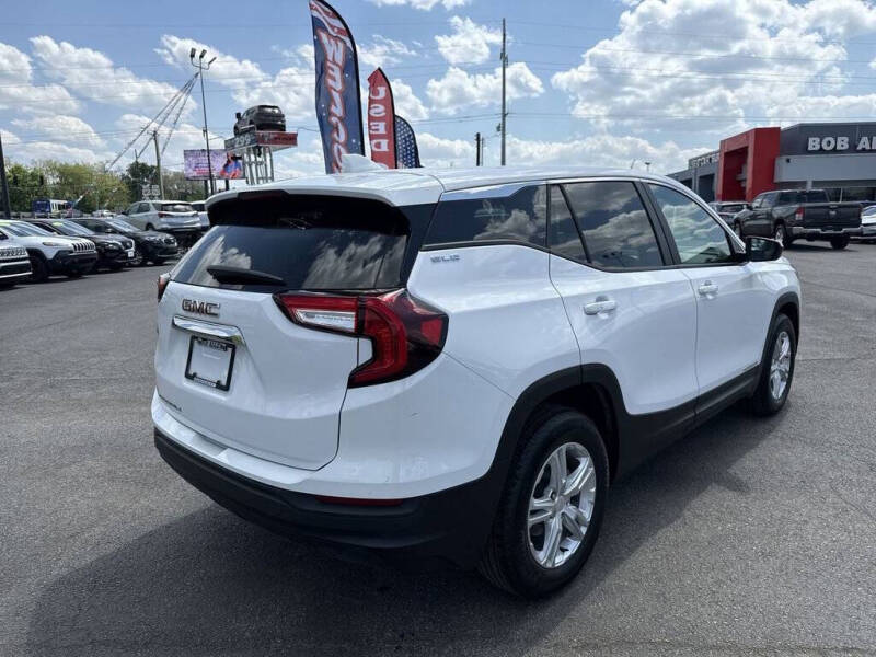 2024 GMC Terrain SLE