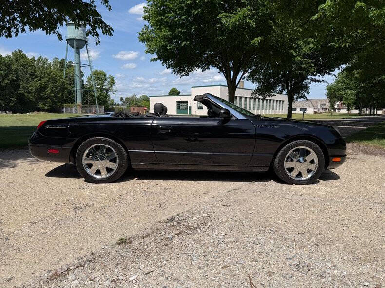 2002 Ford Thunderbird Deluxe