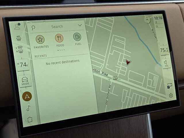 2025 Land Rover Range Rover P400 SE LWB