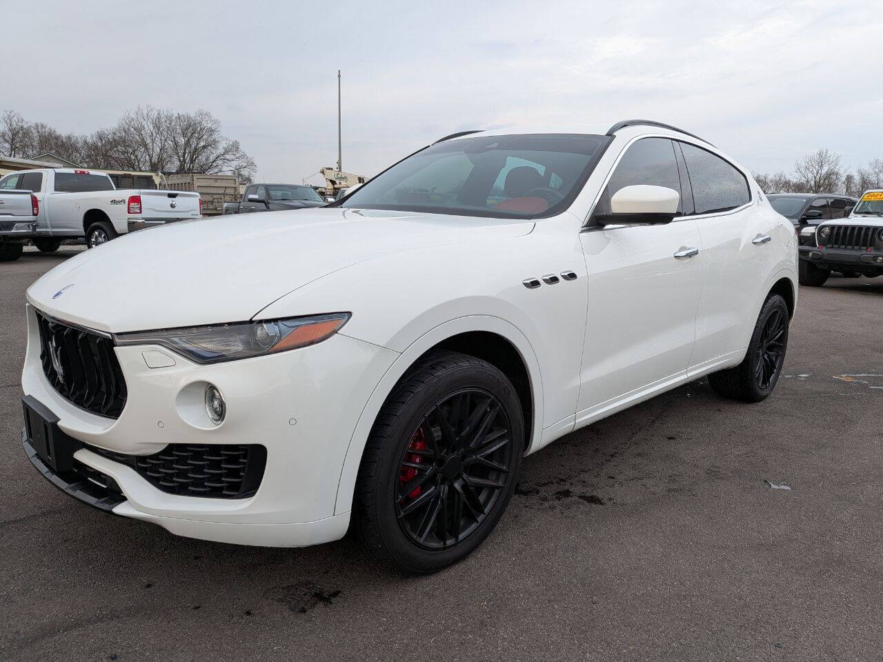 2017 Maserati Levante S AWD 4dr SUV's photo