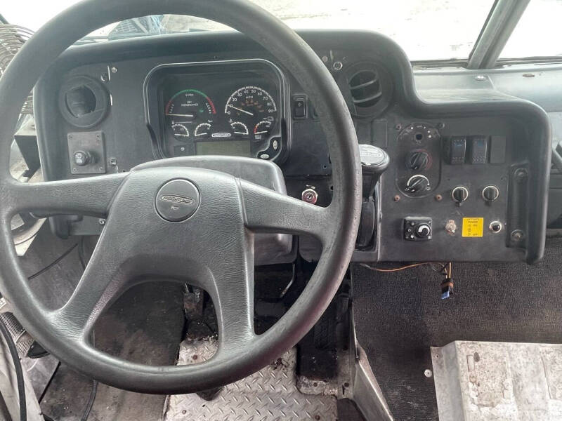 2011 Freightliner MT45 Chassis