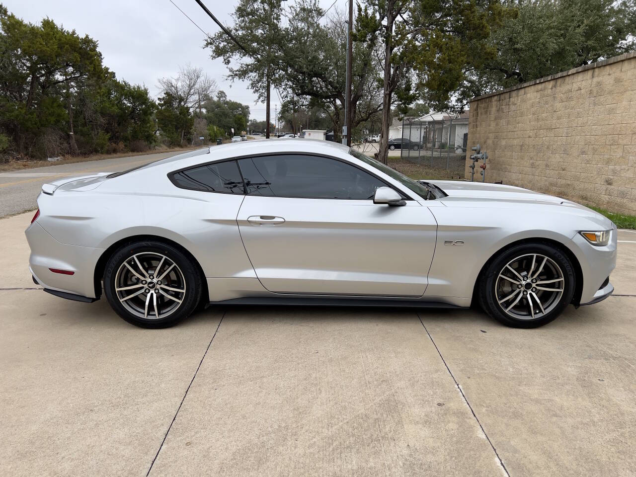 Used Car 2016 Ford Mustang  Gt 2dr Fastback For Sale Under $25,000 In Austin, Texas