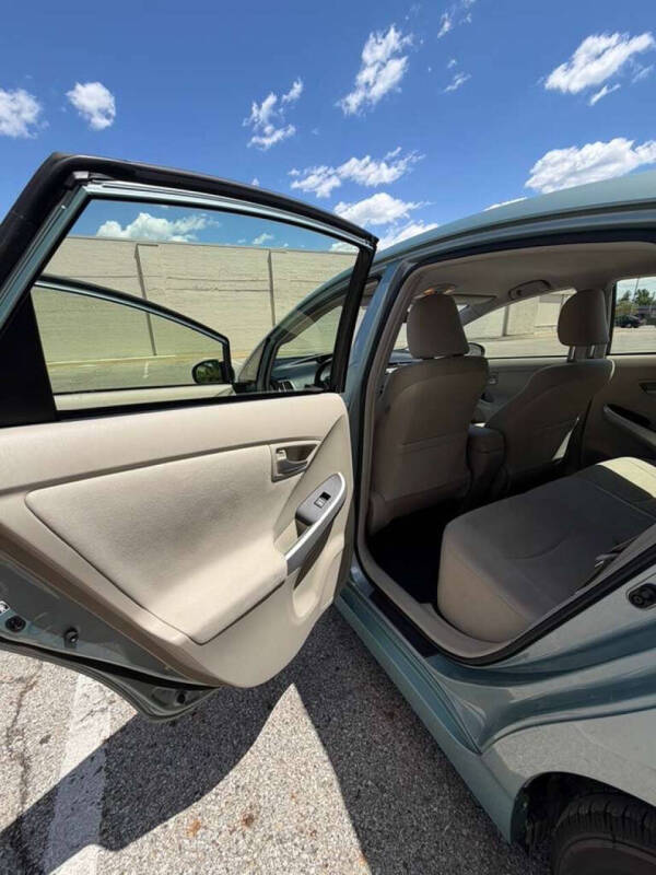 2015 Toyota Prius Two