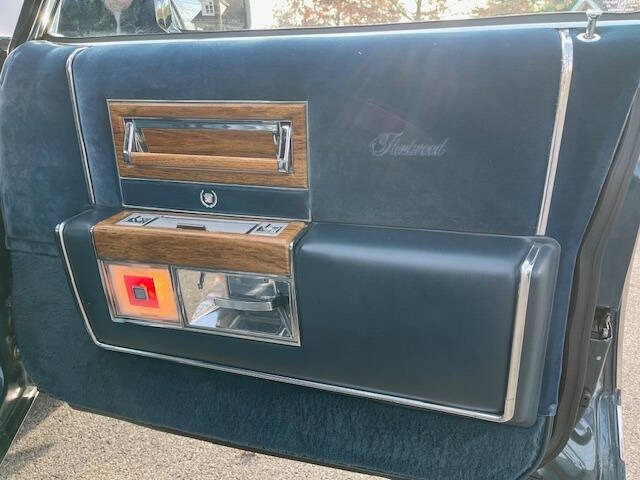 1985 Cadillac Fleetwood Brougham