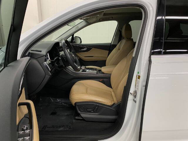 2020 Audi Q7 quattro Premium Plus 55 TFSI