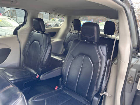 2018 Chrysler Pacifica Touring L