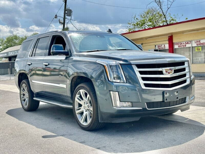 2019 Cadillac Escalade  - $40,995