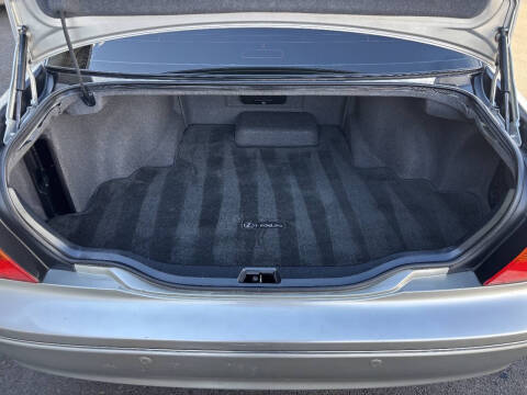 2003 Lexus LS 430
