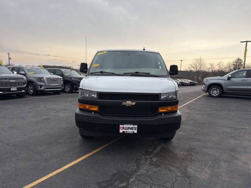 2023 Chevrolet Express 2500
