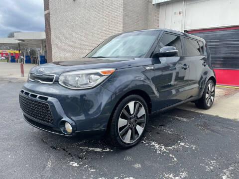 2015 Kia Soul for sale at JE Auto Sales LLC in Indianapolis IN