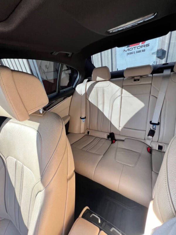 2018 BMW 5 Series 530i