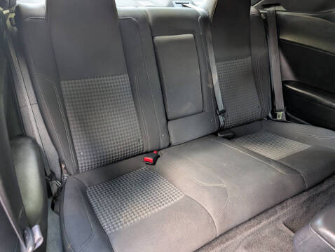 2015 Dodge Challenger SXT