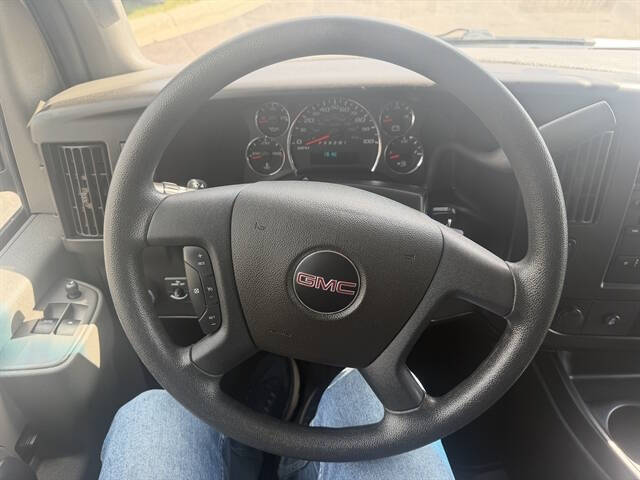 2021 GMC Savana 2500