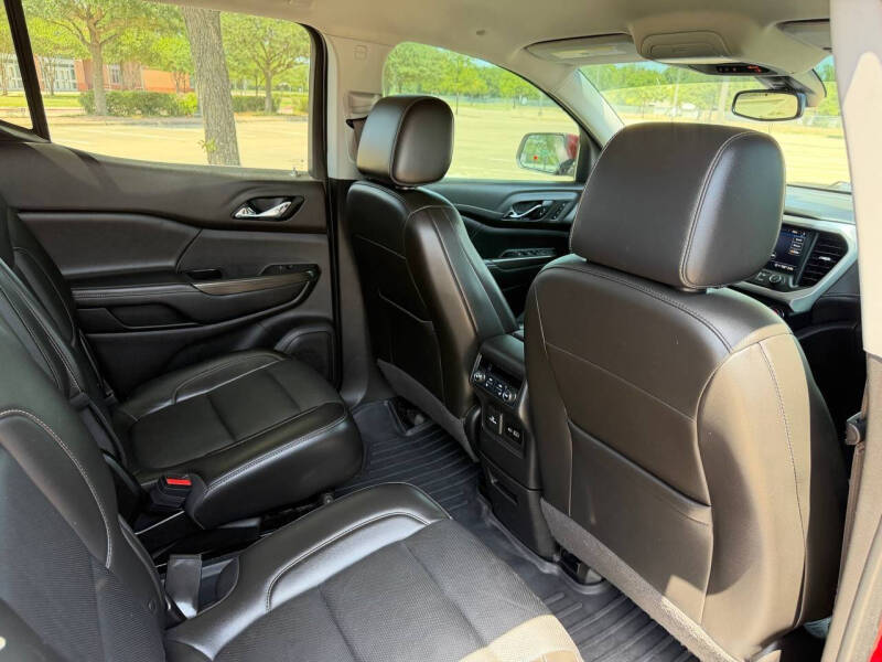 2021 GMC Acadia SLT