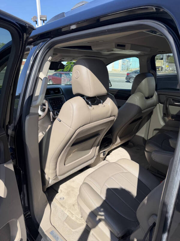 2016 GMC Acadia Denali
