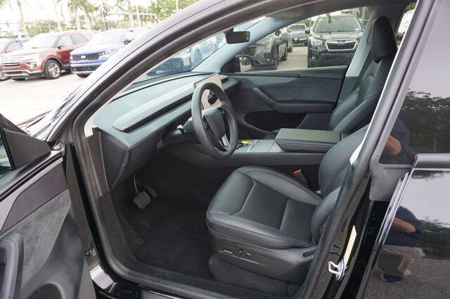 2026 Tesla Model Y Premium