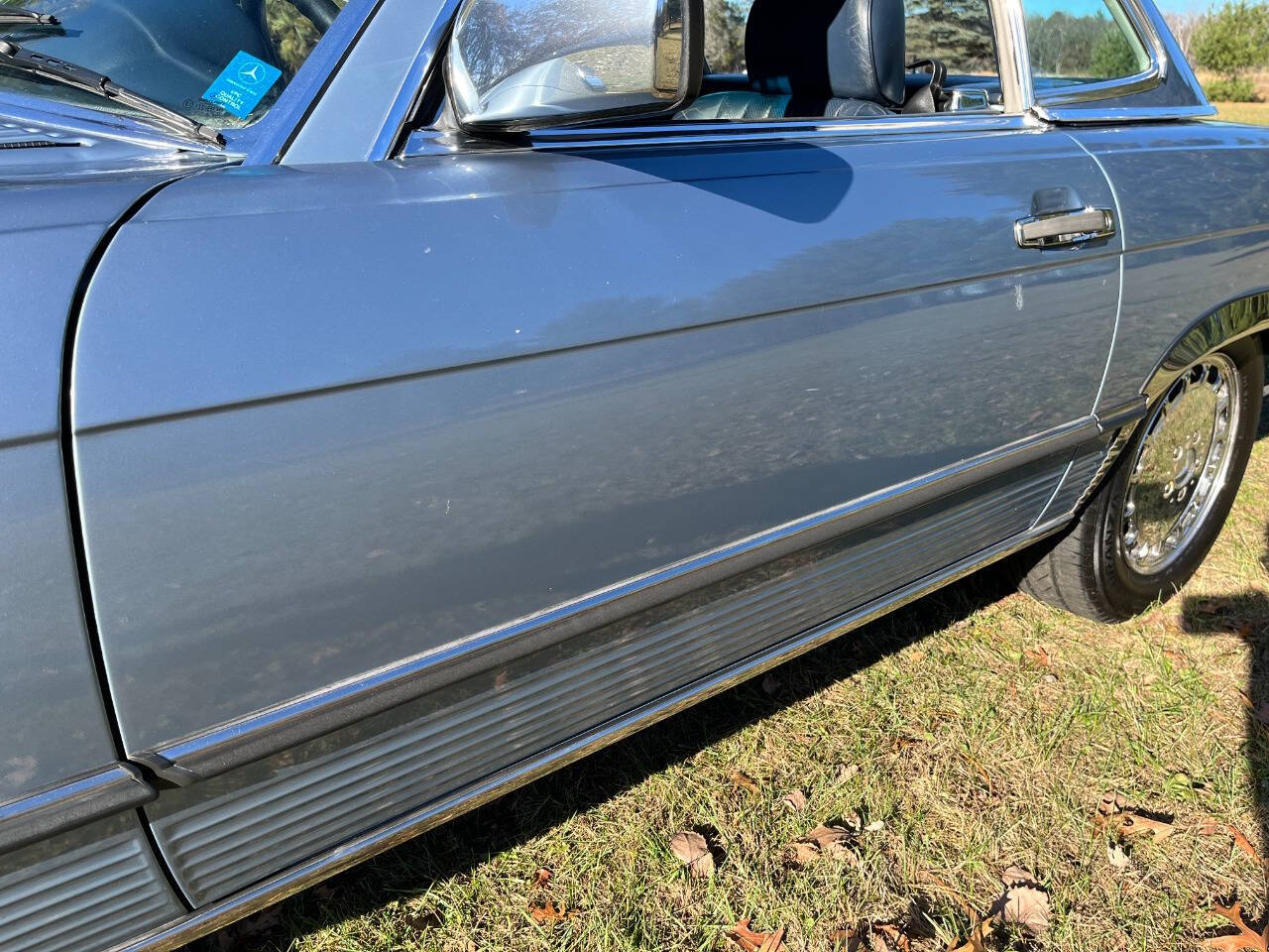 1986 Mercedes-Benz 560-Class 73