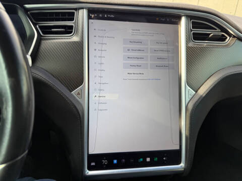 2016 Tesla Model S 70