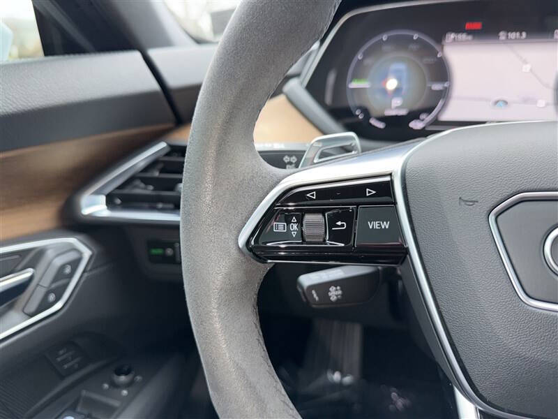 2023 Audi e-tron GT quattro Premium Plus