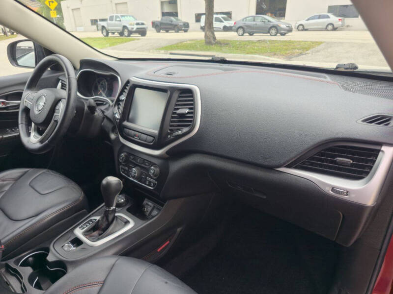 2014 Jeep Cherokee Trailhawk