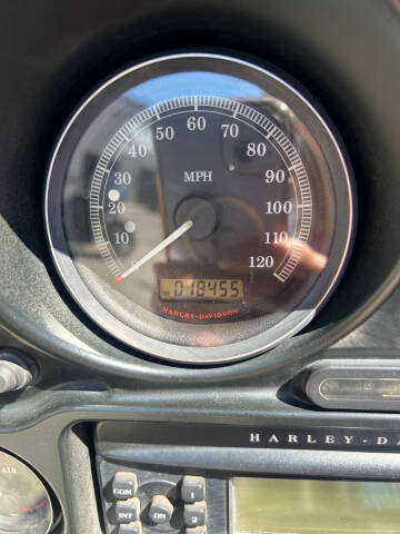 2012 Harley-Davidson Ultra Classic FLHTCU