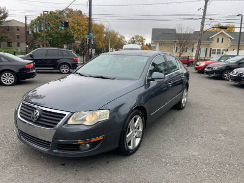 2009 Volkswagen Passat for sale at EMPIRE CAR INC in Troy NY