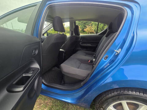 2015 Toyota Prius c Four