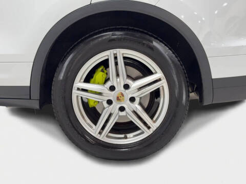 2015 Porsche Cayenne S E-Hybrid