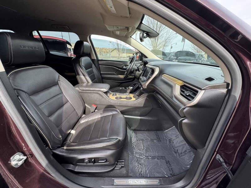 2018 GMC Acadia Denali